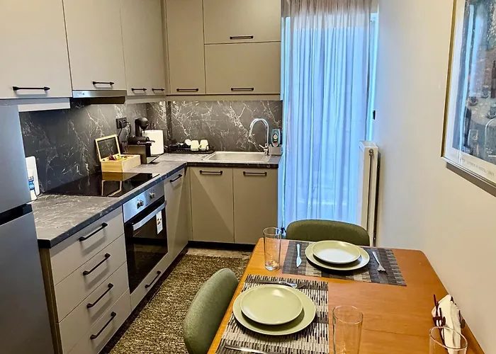 B2 Pausilipon Park Corner * Кардица